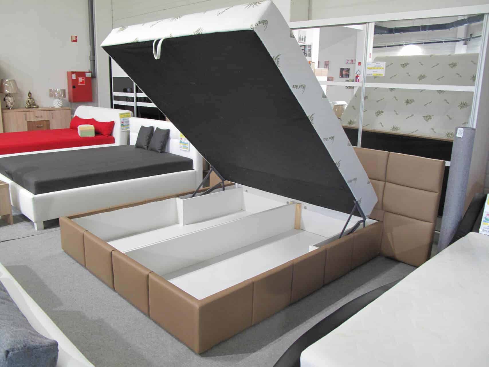 Dubai 180 ágykeret